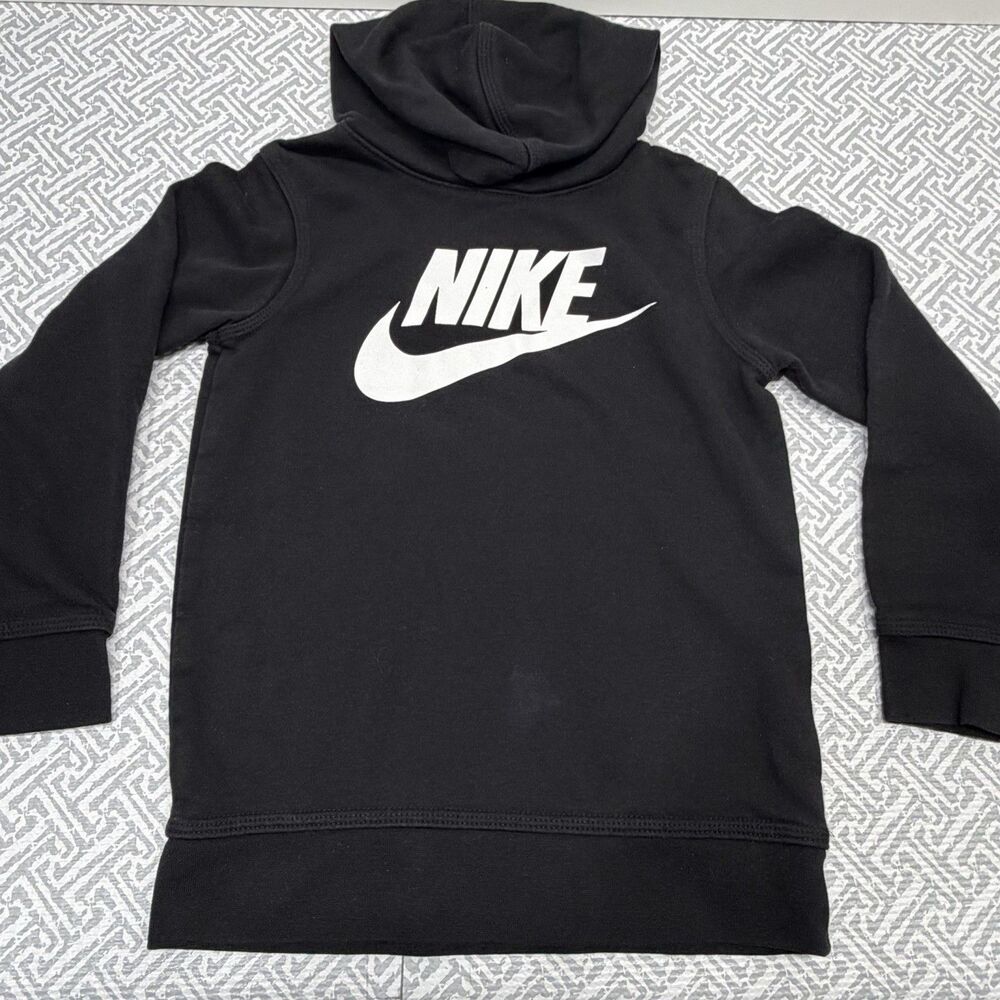 Nike Kids Sportswear Club Fleece Hoodie Black White Logo Size 6 Pullover